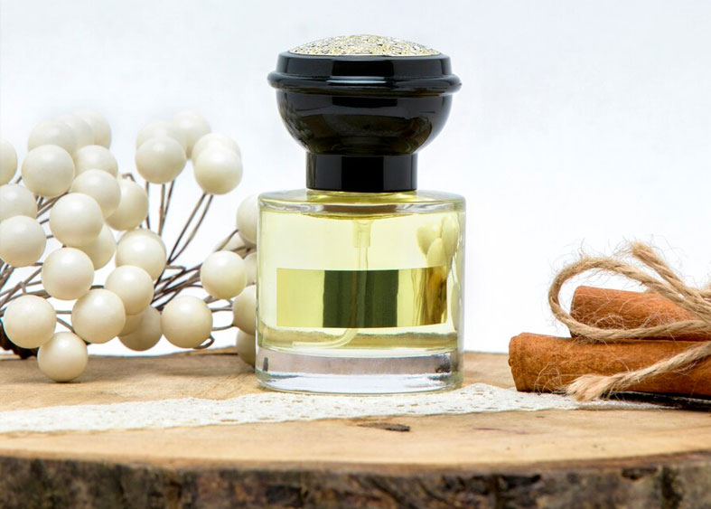 مزایای استفاده از اسانس عطر