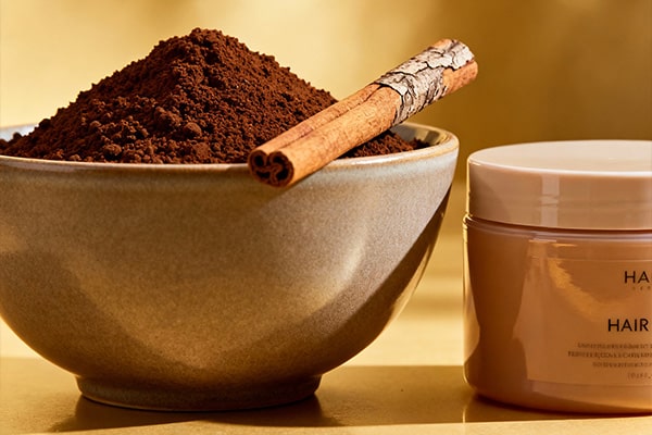 رنگ کردن مو با دارچین و قهوه